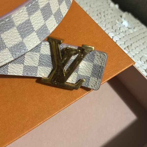 Louis Vuitton belt with good logo - Picture 2 of 4